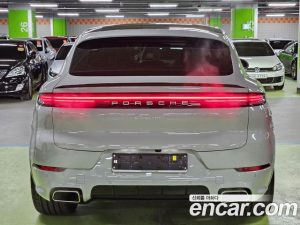 Porsche Cayenne 3.0 Coupe 2024 года из Южной Кореи