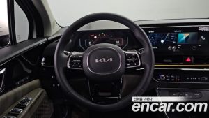 Kia Carnival 7-Seater Signature 2024 года из Южной Кореи