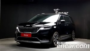 Kia Carnival 7-Seater Signature 2023 года из Южной Кореи