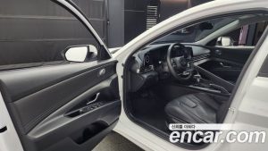 Hyundai AVANTE 1.6 2021 года из Южной Кореи
