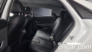 Hyundai AVANTE 1.6 2021 года из Южной Кореи