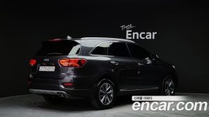 Kia Sorento Дизель 2.0 2WD 2020 года из Южной Кореи