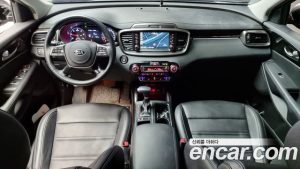 Kia Sorento Дизель 2.0 2WD 2020 года из Южной Кореи