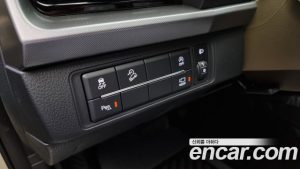 Ssangyong Rexton Дизель 2.2 4WD 2024 года из Южной Кореи