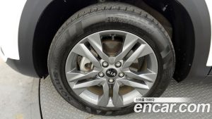Kia Seltos Бензин 1.6 Turbo 2WD 2020 года из Южной Кореи