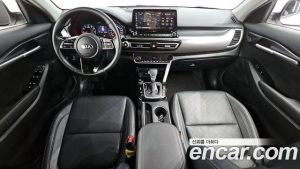 Kia Seltos Бензин 1.6 Turbo 2WD 2020 года из Южной Кореи