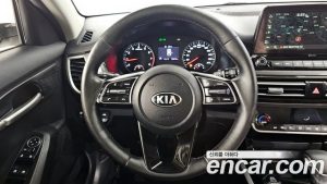 Kia Seltos Бензин 1.6 Turbo 2WD 2020 года из Южной Кореи