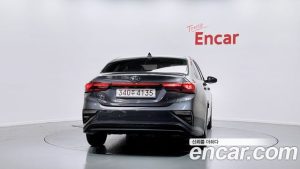 Kia K3 2020 года из Южной Кореи
