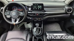 Kia K3 2020 года из Южной Кореи