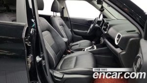 Hyundai Venue 1.6 Flux 2020 года из Южной Кореи