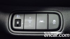 Hyundai Venue 1.6 Flux 2020 года из Южной Кореи