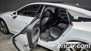 Audi A7 50 TDI 4WD Premium 2020 года из Южной Кореи