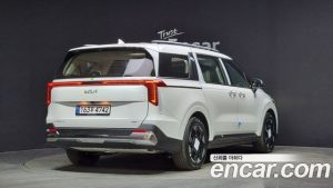 Kia Carnival HEV 7-Seater Signature 2024 года из Южной Кореи
