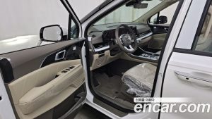 Kia Carnival HEV 7-Seater Signature 2024 года из Южной Кореи