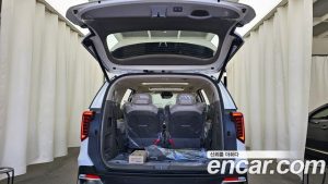 Kia Carnival HEV 7-Seater Signature 2024 года из Южной Кореи