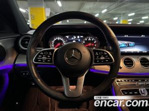 Mercedes-Benz E-Class E250 Avantgarde 2020 года из Южной Кореи