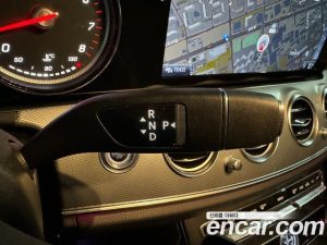 Mercedes-Benz E-Class E250 Avantgarde 2020 года из Южной Кореи