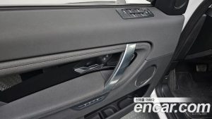 Land Rover Discovery Sport P250 SE 2023 года из Южной Кореи