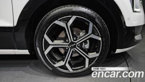 Kia Niro Signature 2024 года из Южной Кореи