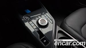 Kia Niro Signature 2024 года из Южной Кореи