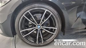 BMW 3-Series 320d M Sport 2021 года из Южной Кореи