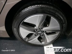Hyundai Ioniq 1.6 HEV 2020 года из Южной Кореи