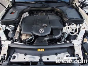 Mercedes-Benz GLC-Class GLC220 d 4MATIC Coupe 2020 года из Южной Кореи