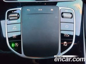 Mercedes-Benz GLC-Class GLC220 d 4MATIC Coupe 2020 года из Южной Кореи