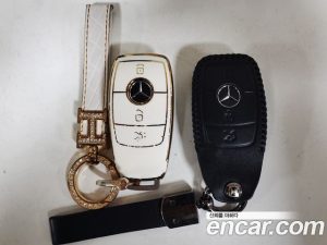 Mercedes-Benz GLC-Class GLC220 d 4MATIC Coupe 2020 года из Южной Кореи