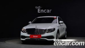 Mercedes-Benz E-Class E220d 4MATIC Exclusive 2020 года из Южной Кореи