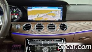 Mercedes-Benz E-Class E220d 4MATIC Exclusive 2020 года из Южной Кореи