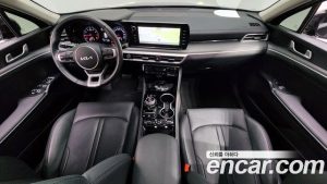 Kia K5 2.0 2023 года из Южной Кореи