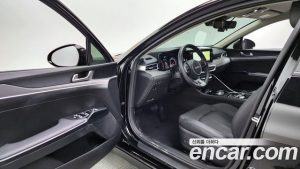 Kia K5 2.0 2023 года из Южной Кореи
