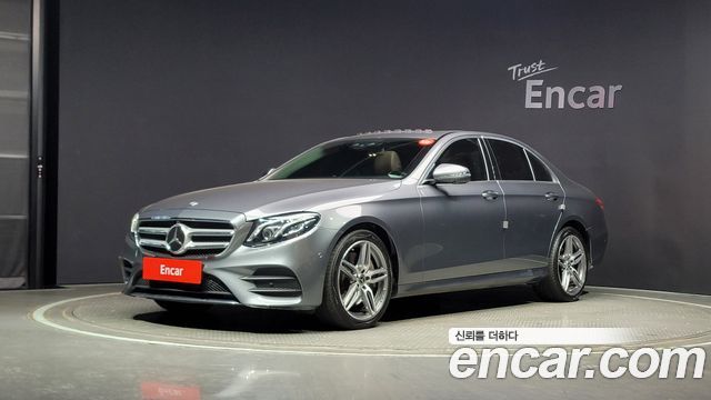 Mercedes-Benz E-Class E300 4MATIC AMG Line 2020 года из Кореи