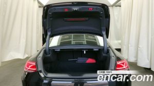 Mercedes-Benz CLS-Class CLS300d AMG Line 2020 года из Южной Кореи