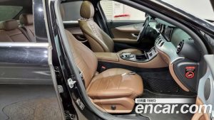 Mercedes-Benz E-Class E250 Avantgarde 2020 года из Южной Кореи