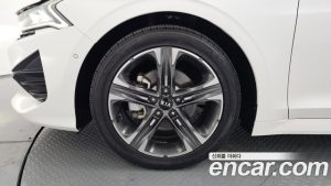 Kia K5 1.6 Turbo 2020 года из Южной Кореи