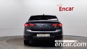 Hyundai AVANTE 1.6 2020 года из Южной Кореи