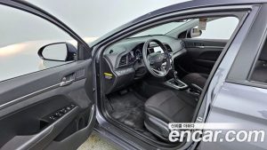 Hyundai AVANTE 1.6 2020 года из Южной Кореи