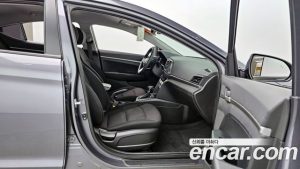 Hyundai AVANTE 1.6 2020 года из Южной Кореи