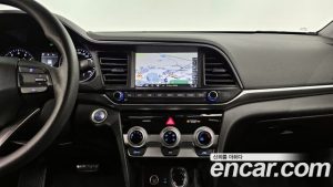 Hyundai AVANTE 1.6 2020 года из Южной Кореи