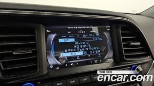 Hyundai AVANTE 1.6 2020 года из Южной Кореи