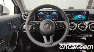 Mercedes-Benz A-Class A250 4MATIC SEDAN 2020 года из Южной Кореи