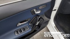 Mercedes-Benz A-Class A250 4MATIC SEDAN 2020 года из Южной Кореи