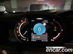 Mini Cooper Convertible JCW 2023 года из Южной Кореи