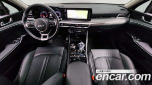 Kia K5 2.0 2023 года из Южной Кореи