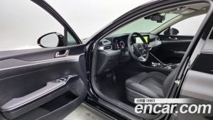 Kia K5 2.0 2023 года из Южной Кореи