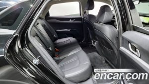 Kia K5 2.0 2023 года из Южной Кореи