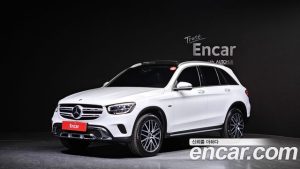 Mercedes-Benz GLC-Class GLC300e 4MATIC 2021 года из Южной Кореи