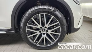 Mercedes-Benz GLC-Class GLC300e 4MATIC 2021 года из Южной Кореи